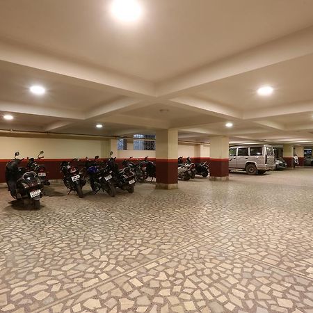 גווהטי Hotel Millennium מראה חיצוני תמונה