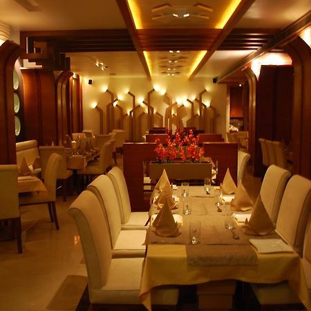 גווהטי Hotel Millennium מראה חיצוני תמונה