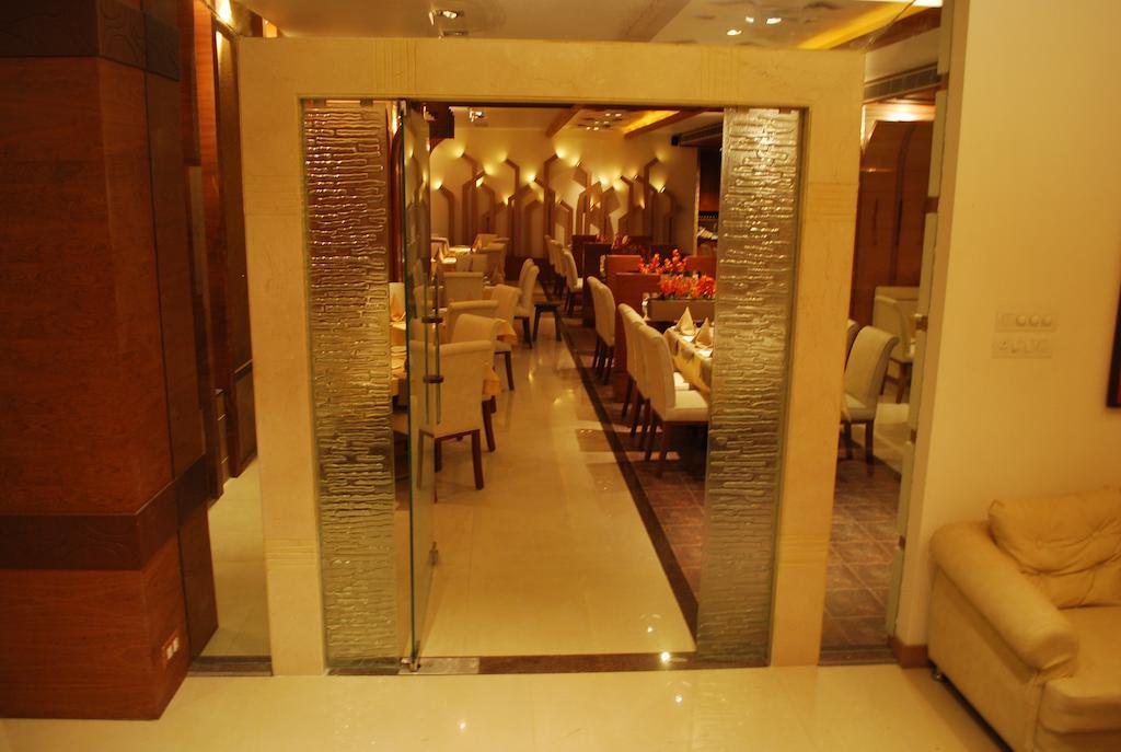 גווהטי Hotel Millennium מראה חיצוני תמונה