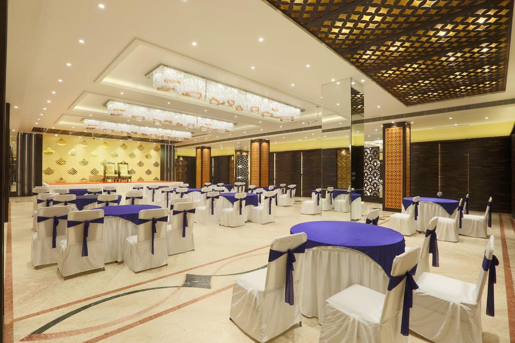 גווהטי Hotel Millennium מראה חיצוני תמונה