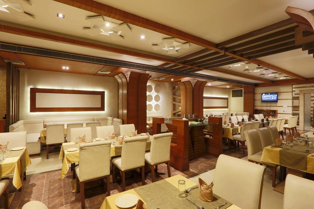 גווהטי Hotel Millennium מראה חיצוני תמונה