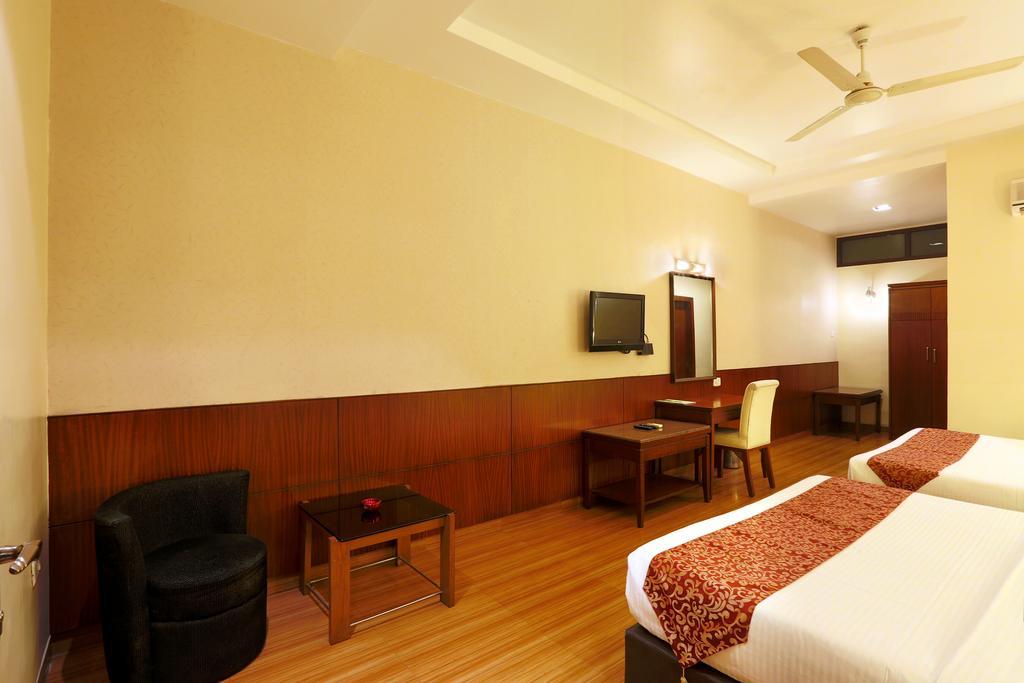 גווהטי Hotel Millennium מראה חיצוני תמונה