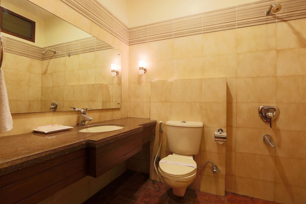 גווהטי Hotel Millennium מראה חיצוני תמונה