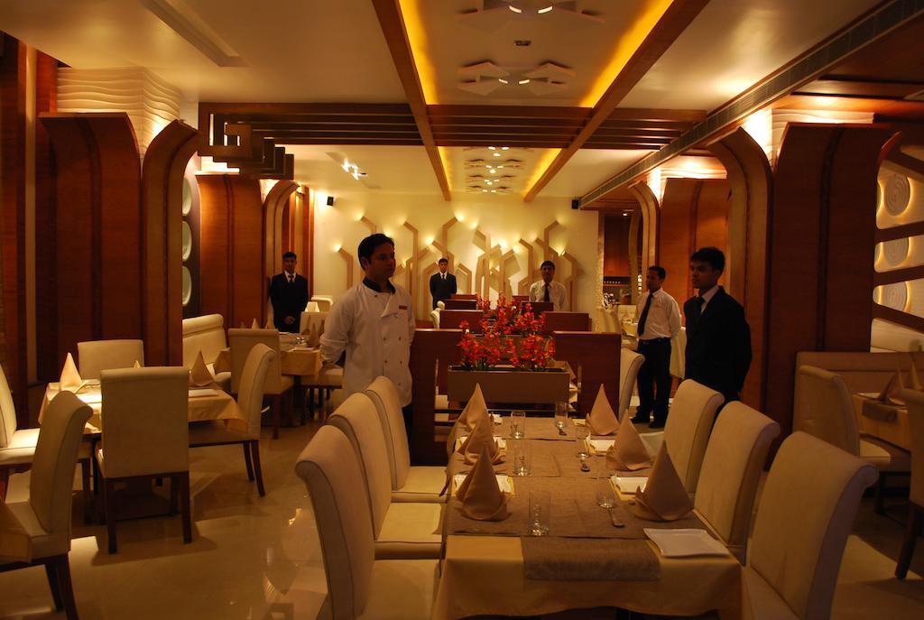 גווהטי Hotel Millennium מראה חיצוני תמונה